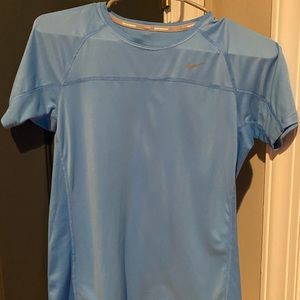 Nike women’s blue sport tee size medium